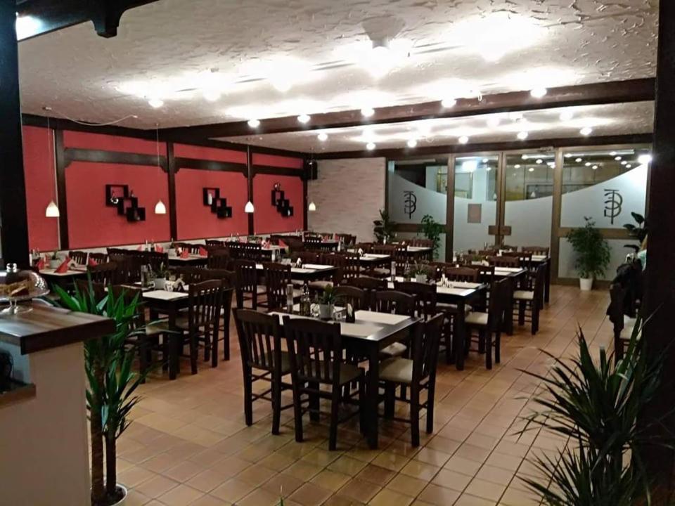 הוסטל גונדלפינגן Restaurant El Greco מראה חיצוני תמונה